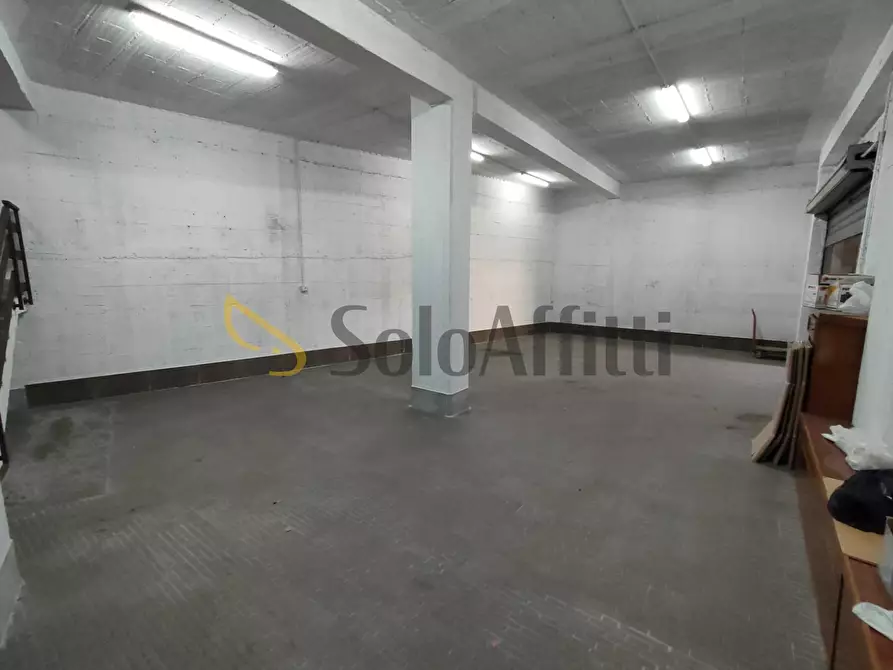 Immagine 3 di Magazzino in affitto  a Misterbianco