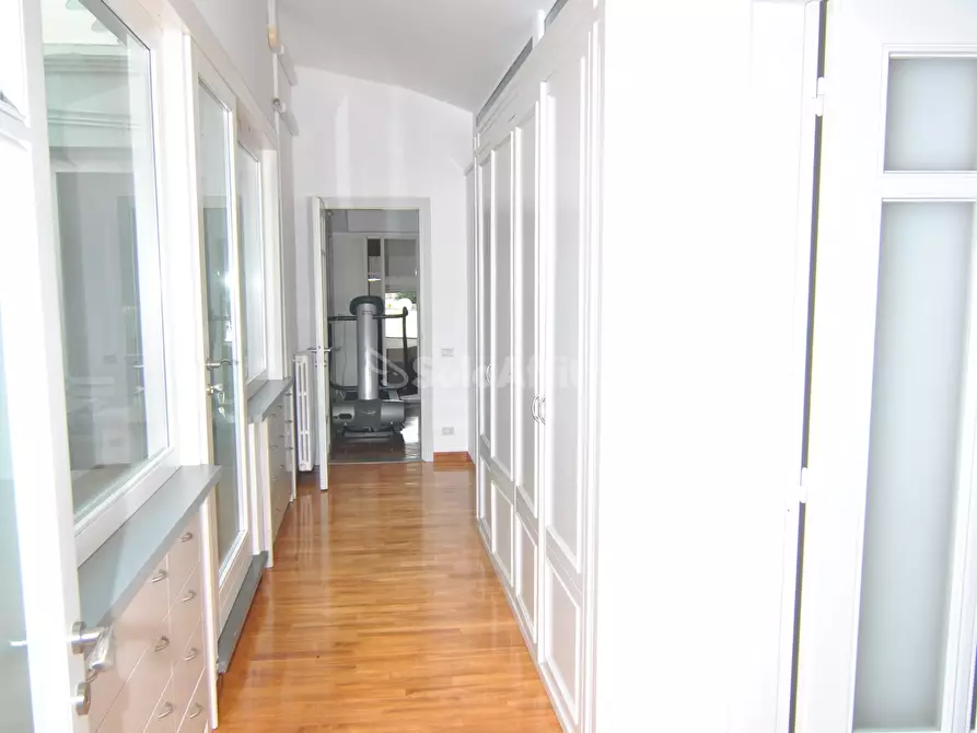 Immagine 25 di Appartamento in affitto  in Viale Italia 104 a Livorno