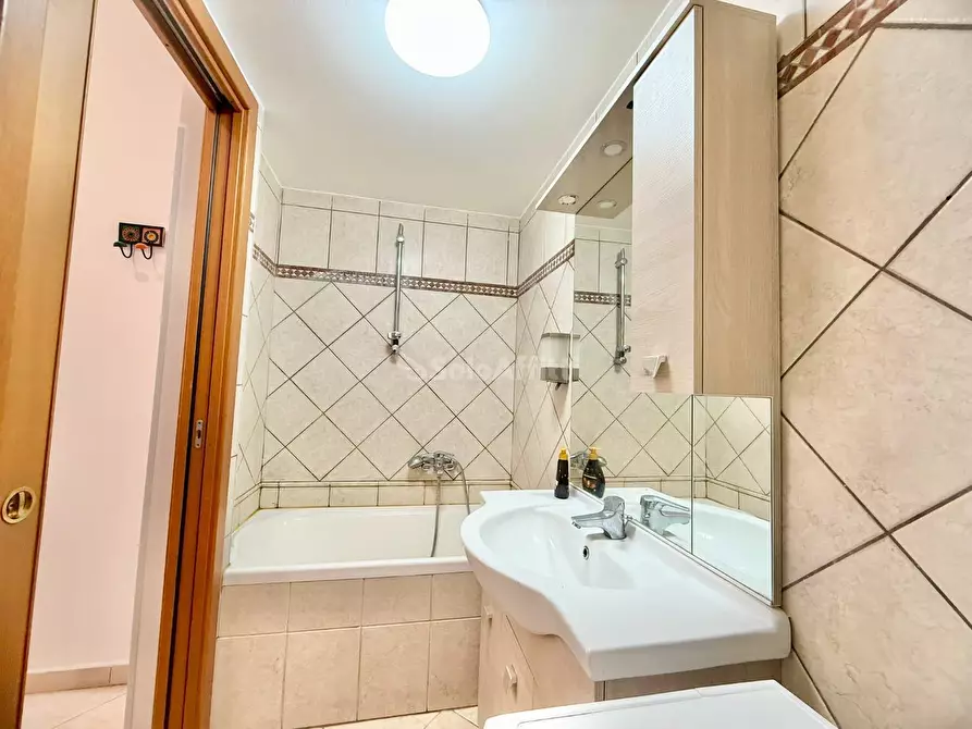 Immagine 20 di Trilocale in affitto  in Piazza Pia a Anzio