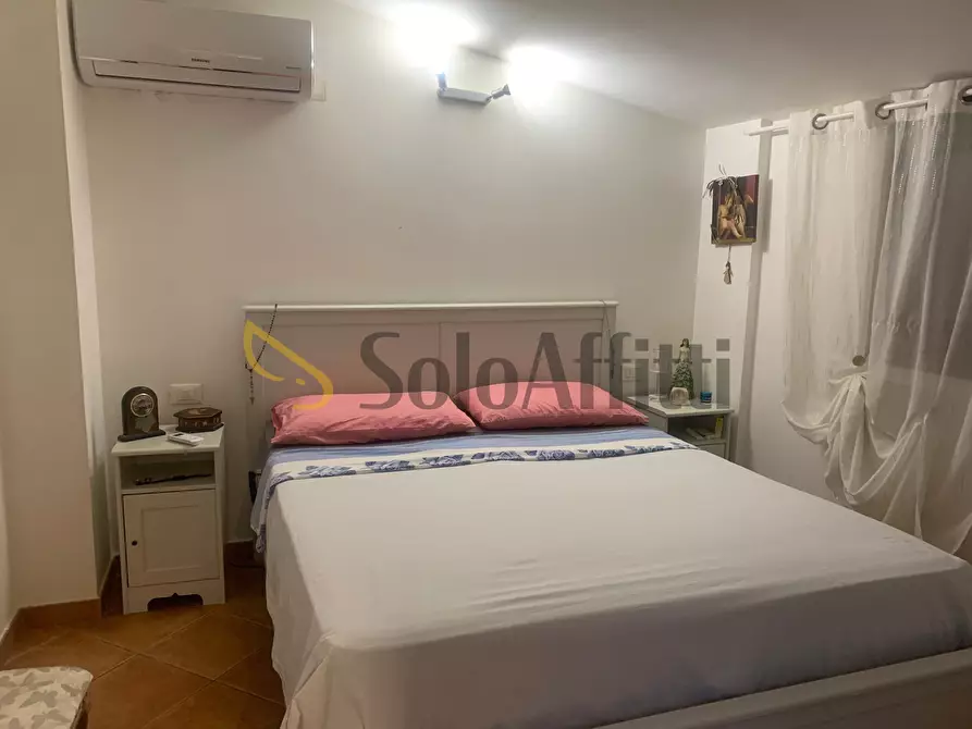 Immagine 26 di Quadrilocale in affitto  in Via Duca di Massa 10 a Aci Castello