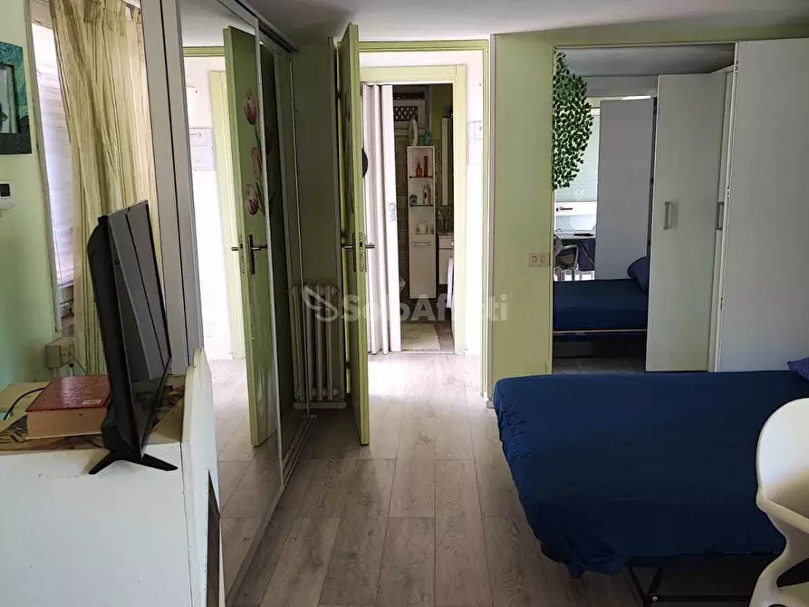 Immagine 9 di Loft/Open space in affitto  a Latina