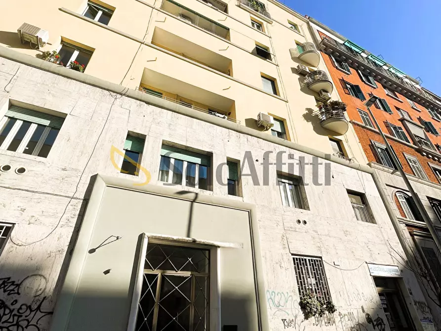 Immagine 25 di Trilocale in affitto  in via Pomezia a Roma