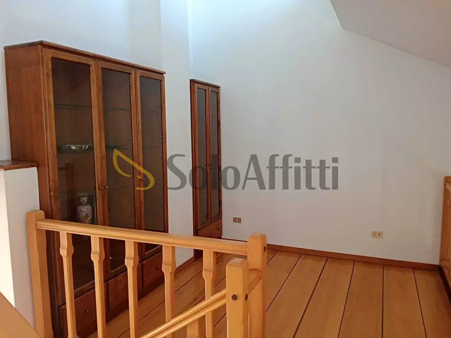 Immagine 13 di Quadrilocale in affitto  a Falconara Marittima