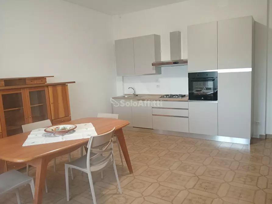 Immagine 3 di Bilocale in affitto  a Falconara Marittima