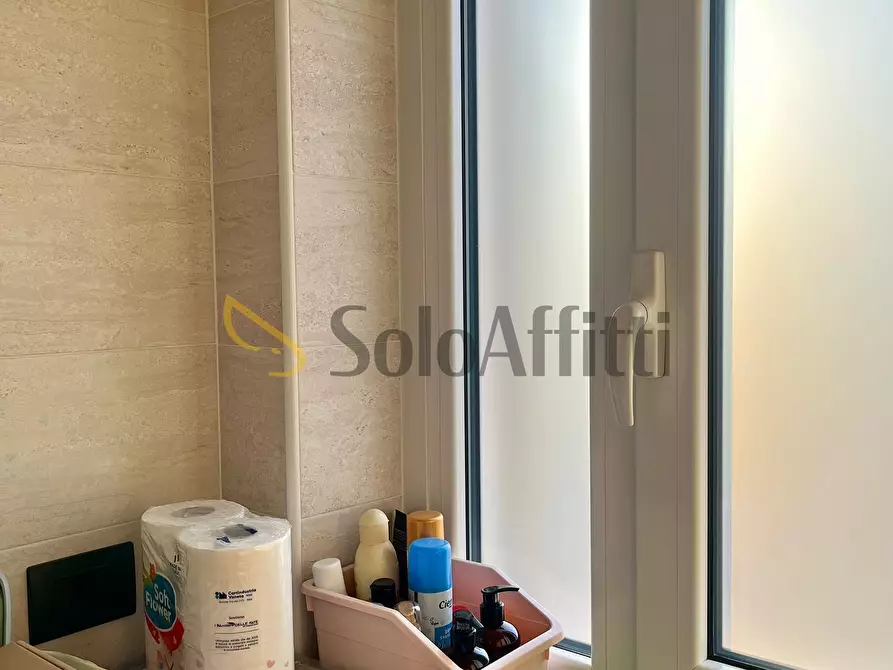 Immagine 23 di Bilocale in affitto  in VIA CHANOUX a Torino