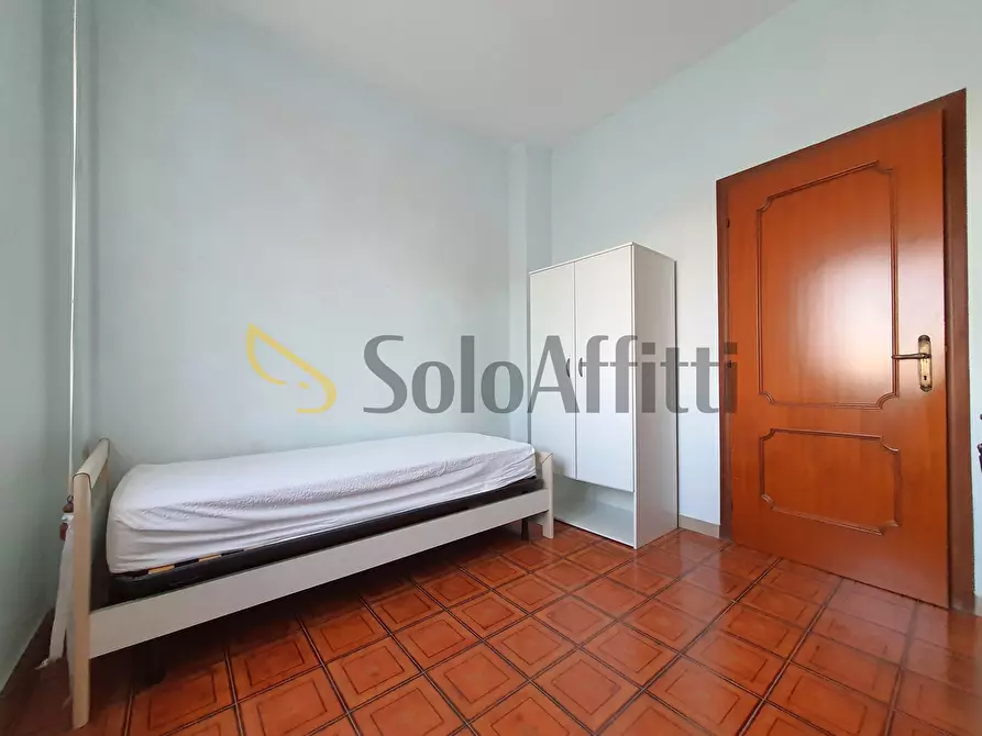 Immagine 6 di Stanza singola in affitto  a Catanzaro