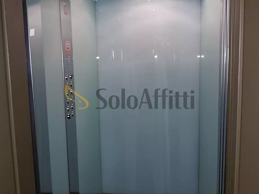 Immagine 3 di Bilocale in affitto  in Piazza Statuto a Torino