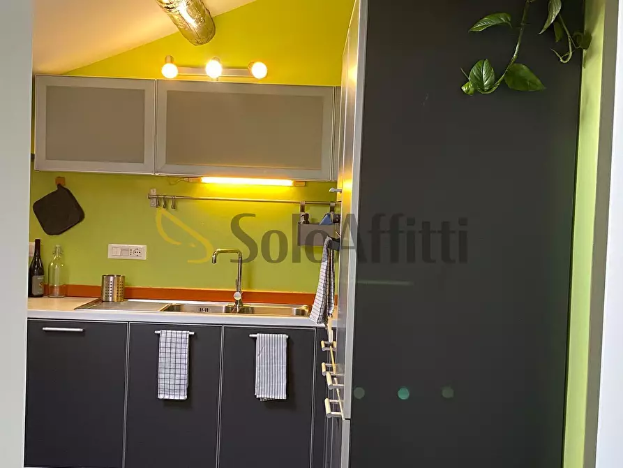 Immagine 19 di Mansarda in affitto  in Via Castelfidardo a Roma