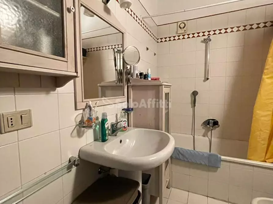 Immagine 18 di Bilocale in affitto  in Via Garibaldi a Torino