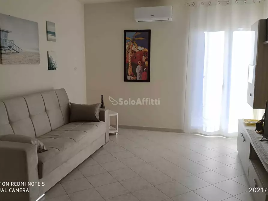 Immagine 6 di Bilocale in affitto  a Calatabiano