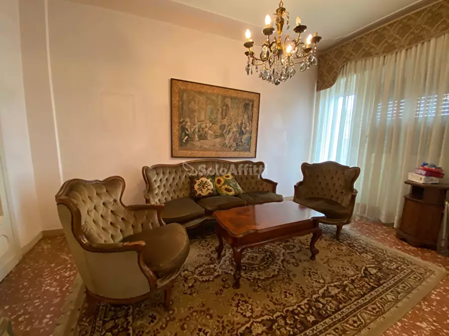 Immagine 2 di Pentalocale in affitto  a Frosinone