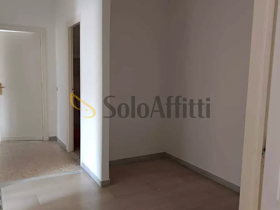 Immagine 13 di Bilocale in affitto  in Via G. Oberdan 8 a Latina