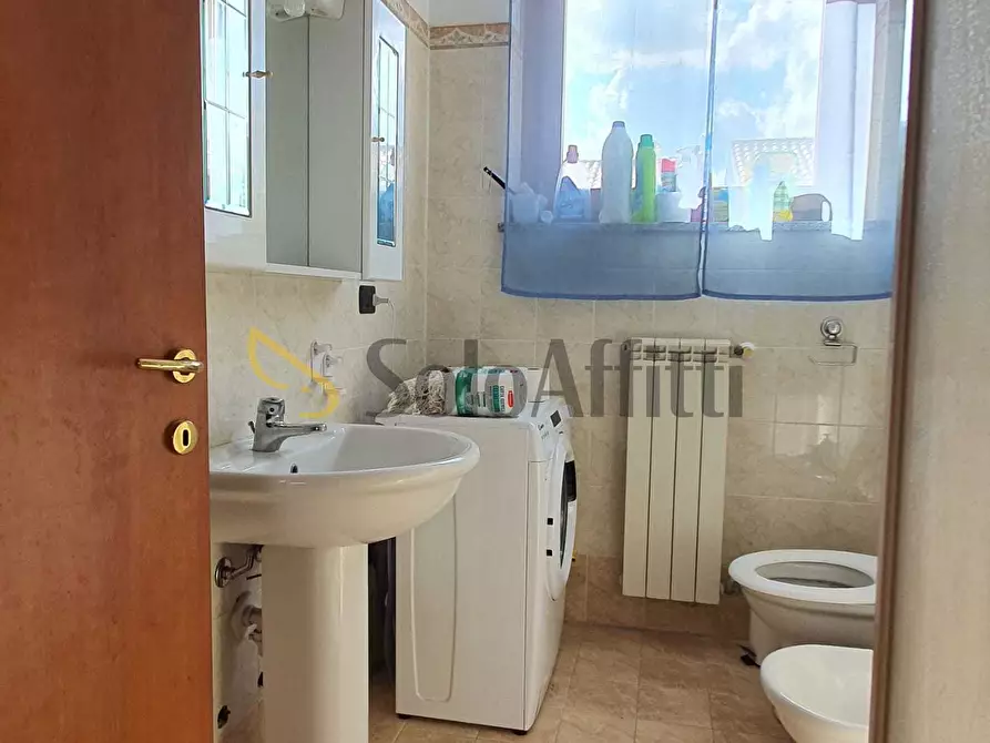 Immagine 8 di Bilocale in affitto  a Samarate