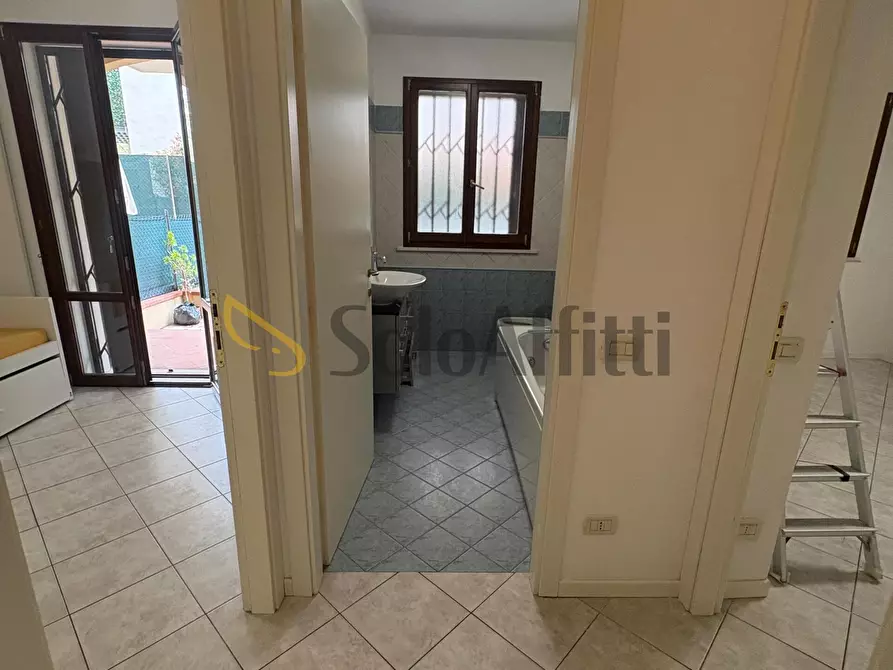 Immagine 14 di Trilocale in affitto  in Via Dario Campana 81 a Rimini