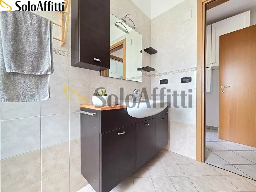 Immagine 6 di Bilocale in affitto  in Via Marzabotto 14 a Paderno Dugnano