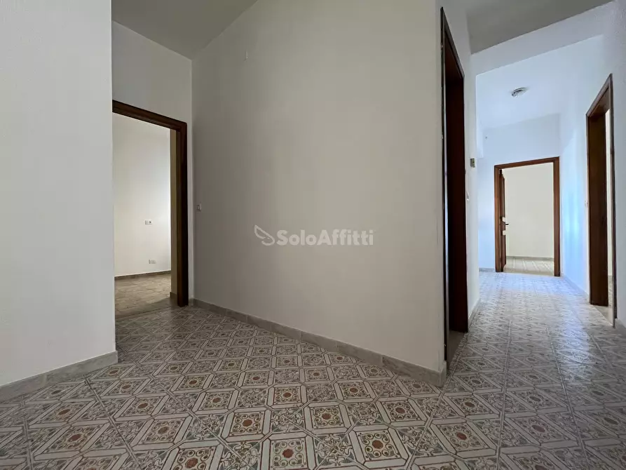 Immagine 11 di Trilocale in affitto  a Catanzaro