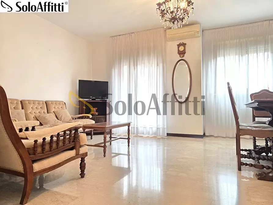 Immagine 19 di Trilocale in affitto  in Via Empoli 5 a Milano