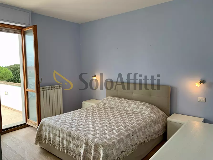 Immagine 8 di Quadrilocale in affitto  in Via dei Pensieri 89 a Livorno