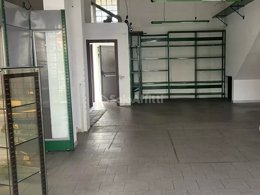 Immagine 9 di Locale commerciale in affitto  in Via Nazario Sauro SNC a Baranzate