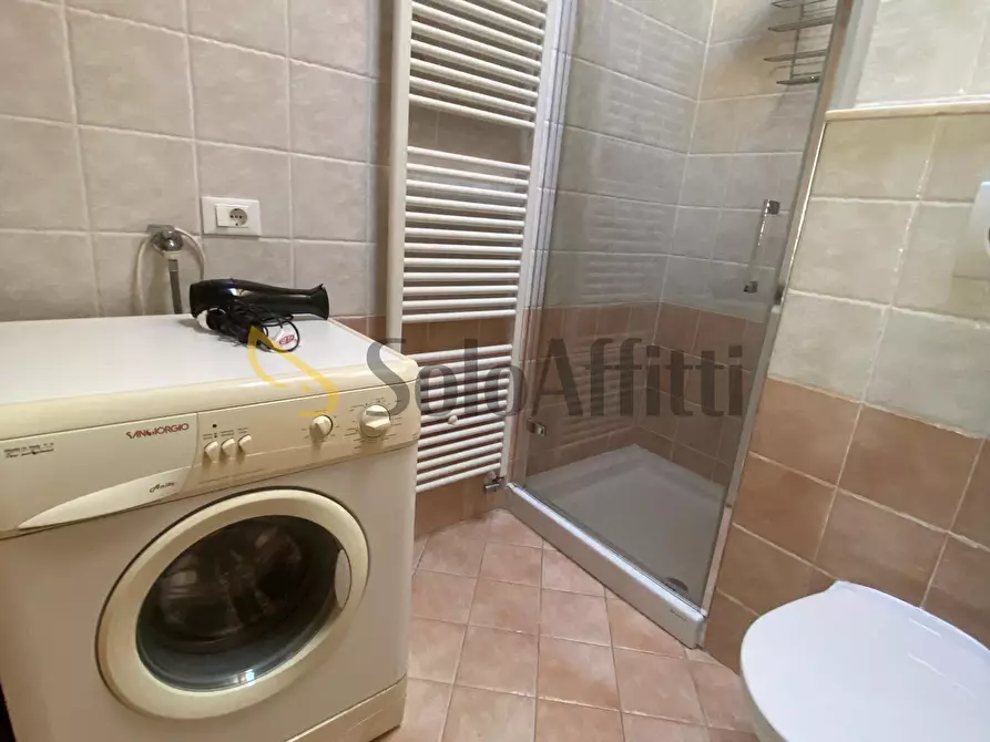 Immagine 16 di Mansarda in affitto  in Viale Milano 96 a Riccione