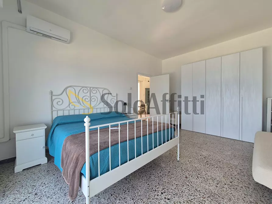 Immagine 12 di Bilocale in affitto  a Catanzaro