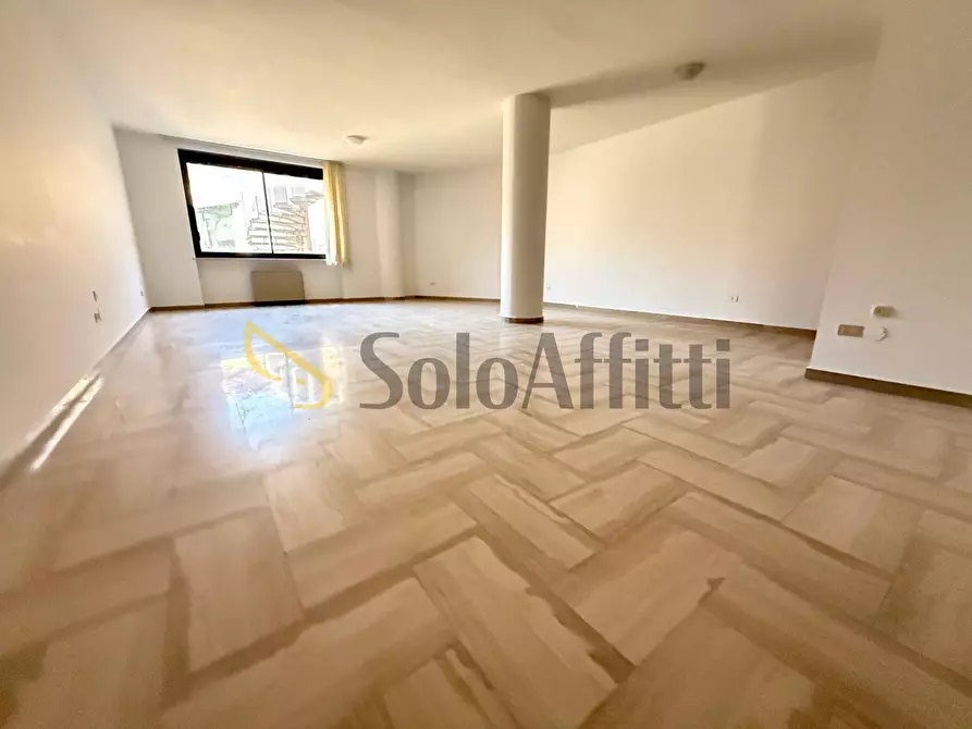 Immagine 2 di Ufficio in affitto  in Via Santa Croce 11 a San Nicola La Strada