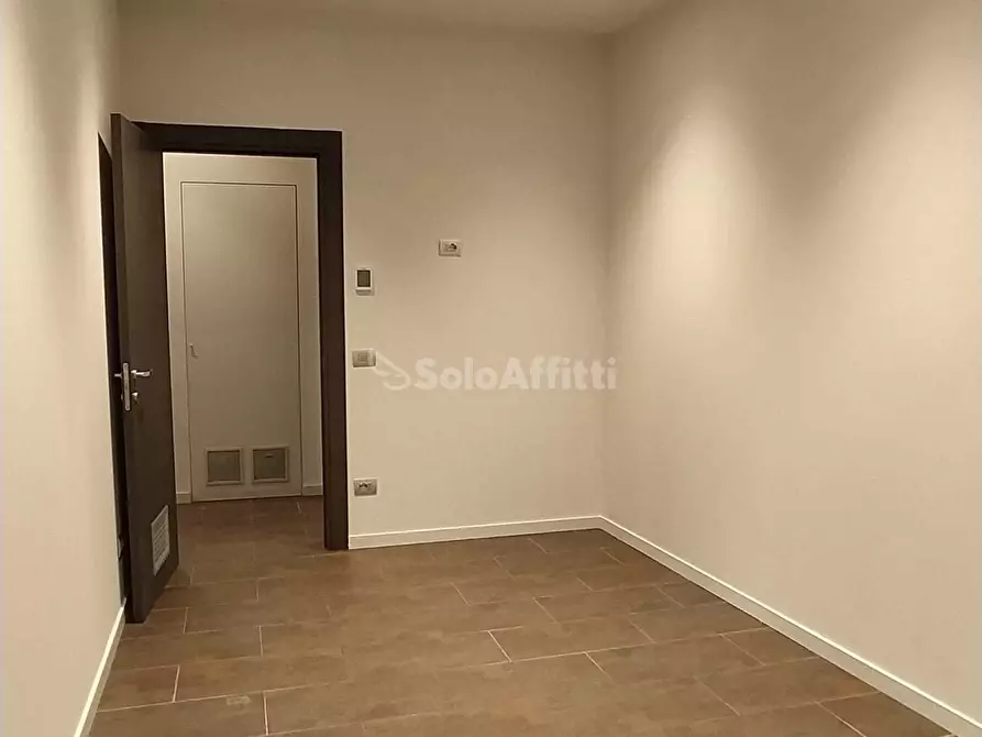 Immagine 35 di Ufficio in affitto  in Via Giulio Cesare Beccaria a Terni