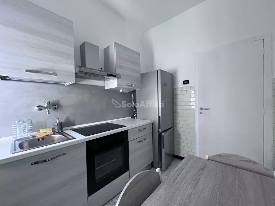 Immagine 5 di Stanza singola in affitto  a Catanzaro