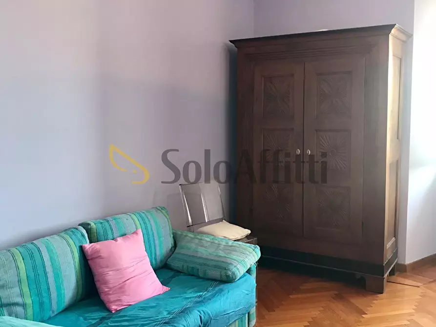 Immagine 8 di Quadrilocale in affitto  in Piazza del Monastero 10 a Torino