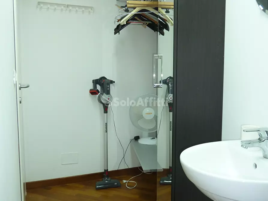 Immagine 12 di Trilocale in affitto  in Corso Felice Cavallotti 340 a San Remo