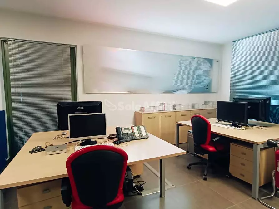 Immagine 2 di Ufficio in affitto  in Vicolo Madonnetta 1 a Chieri