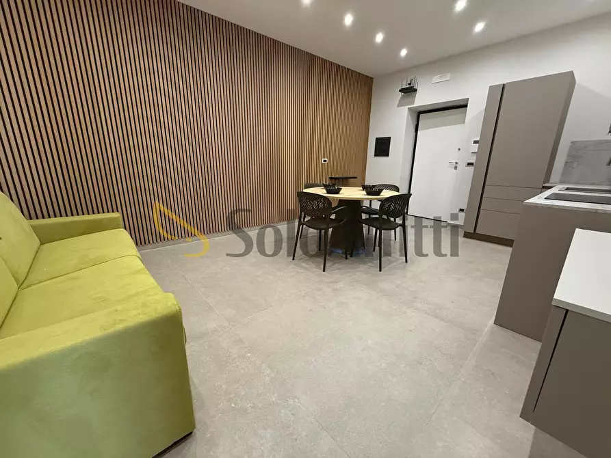 Immagine 18 di Bilocale in affitto  a Caserta