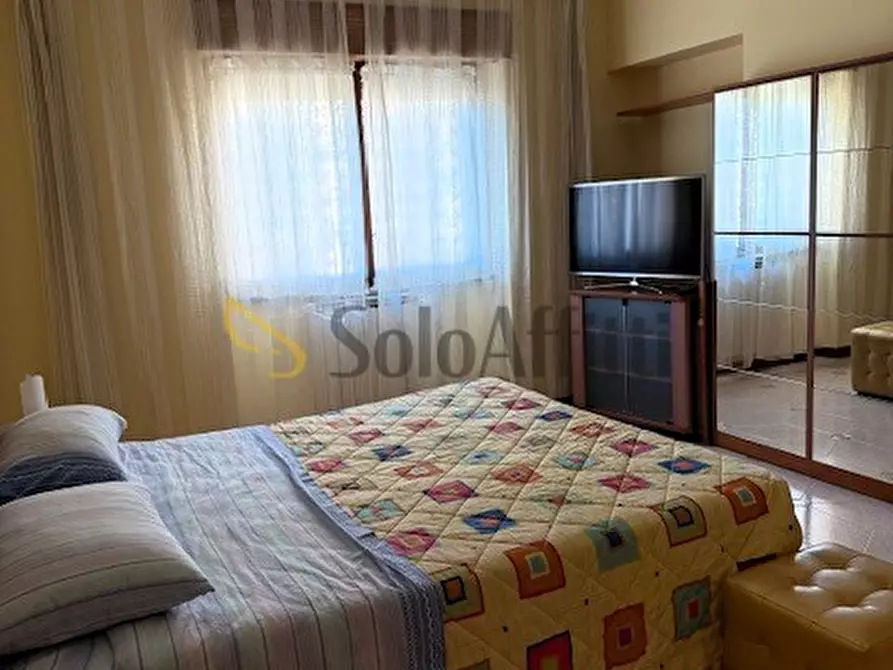 Immagine 19 di Quadrilocale in affitto  in Via Quirino Majorana 171 a Roma