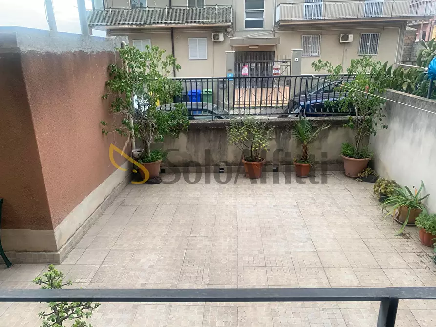 Immagine 27 di Quadrilocale in affitto  in Via Pietro Maroncelli 8 a Catania