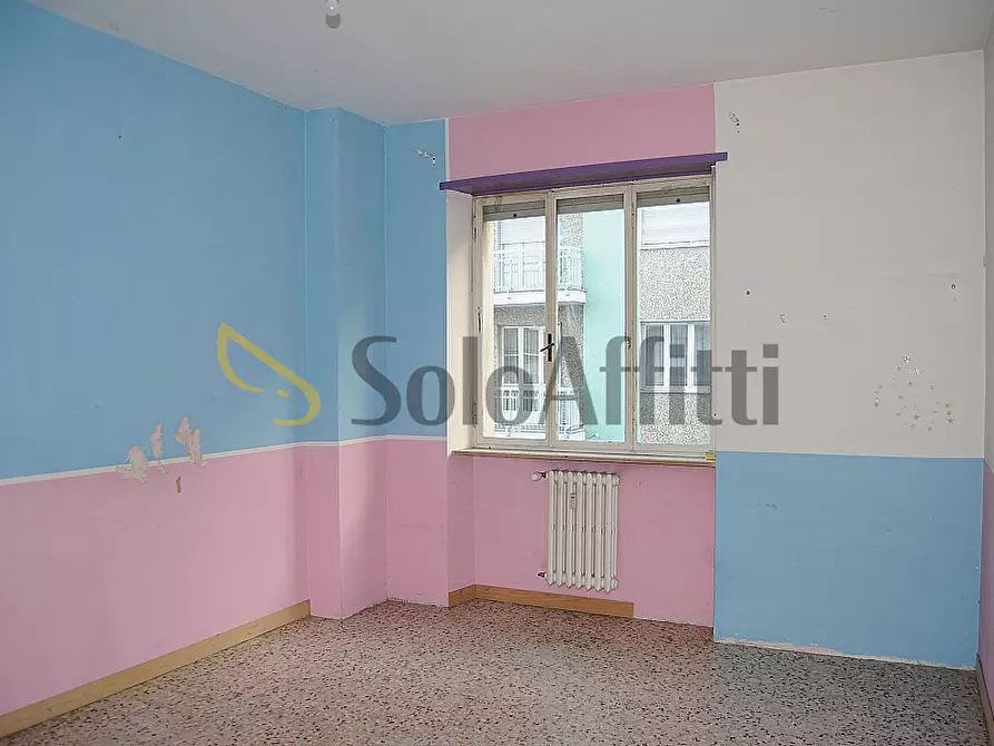 Immagine 2 di Trilocale in affitto  in Via Montello 2 a Settimo Torinese