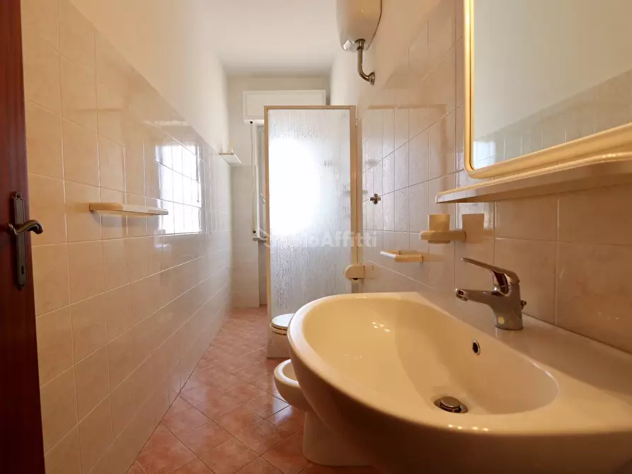 Immagine 7 di Bilocale in affitto  in Via Giuseppe Ungaretti 10 a Tortoreto