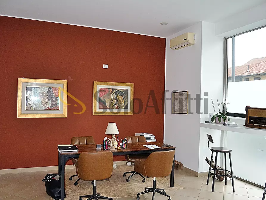 Immagine 1 di Ufficio in affitto  in Via Pietro Giannone 11 a Settimo Torinese