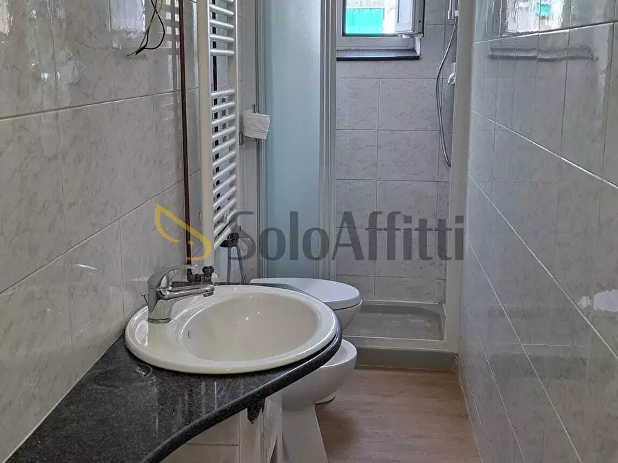 Immagine 9 di Trilocale in affitto  in Via Rondissone a Torino