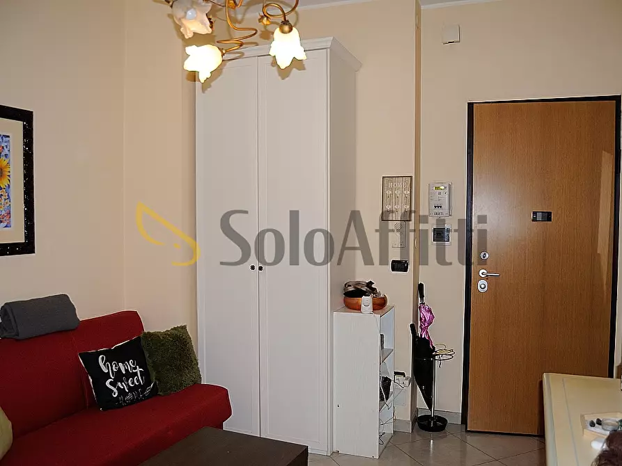 Immagine 3 di Bilocale in affitto  in Via Chiesa della Salute 106 a Torino