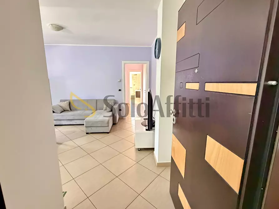 Immagine 2 di Trilocale in affitto  in Via Nazionale 518 a Roseto Degli Abruzzi