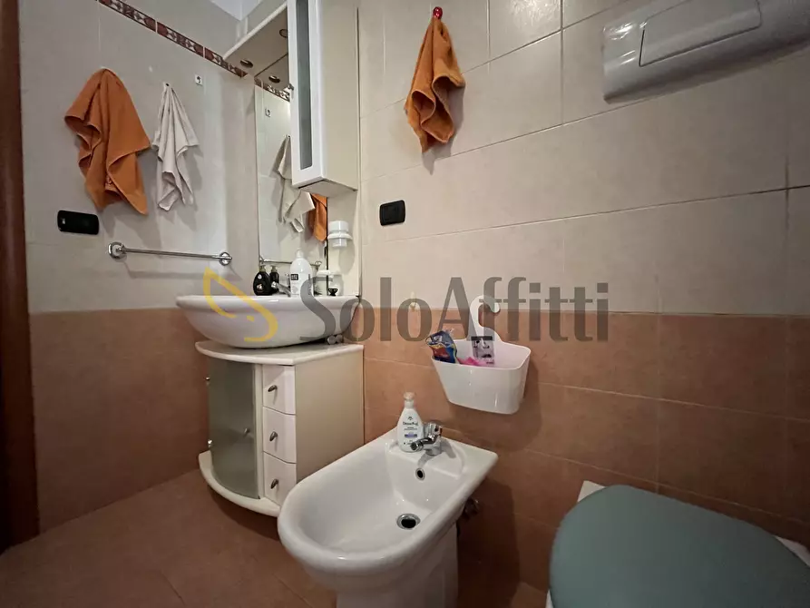 Immagine 13 di Trilocale in affitto  a Catanzaro