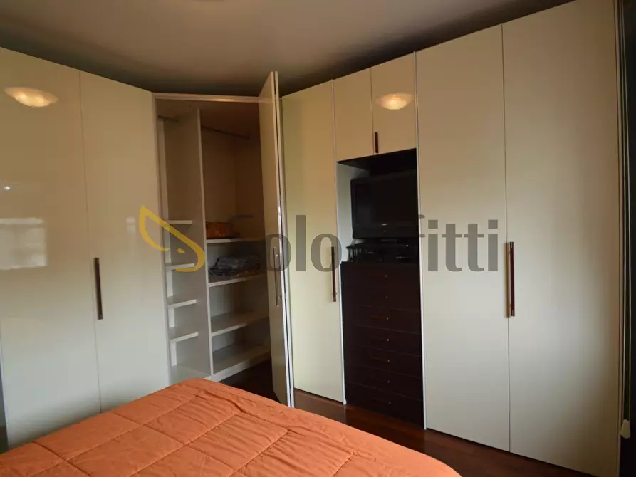 Immagine 5 di Trilocale in affitto  in Piazza Enrico Berlinguer 70 a Rozzano