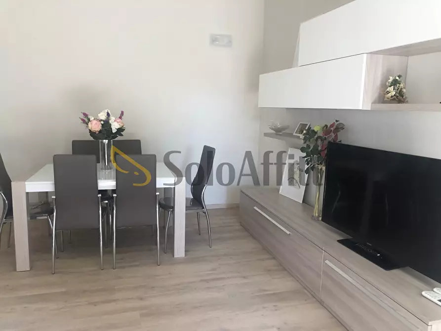 Immagine 3 di Trilocale in affitto  in Via Santa Aquilina 21 a Rimini