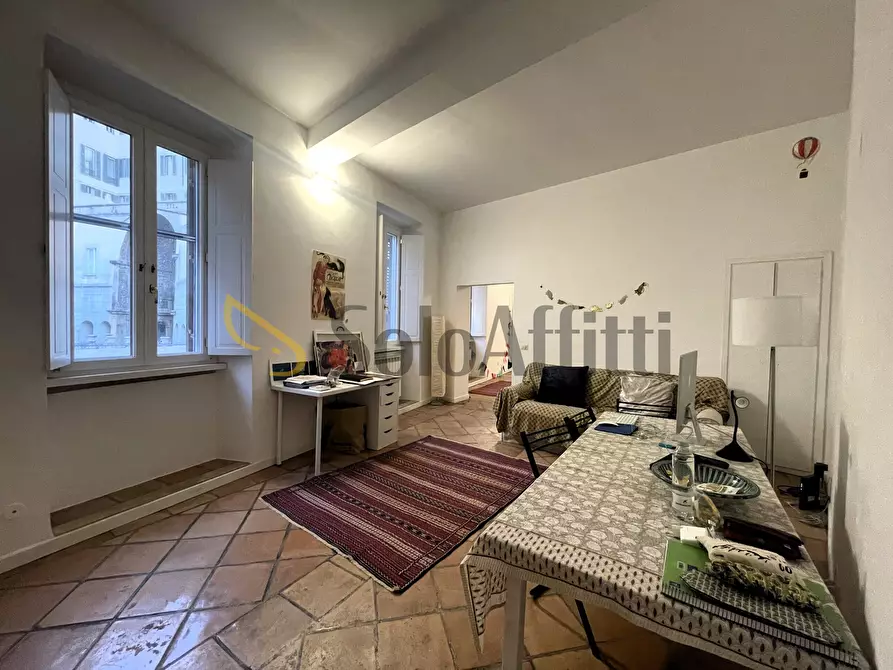 Immagine 26 di Quadrilocale in affitto  in via della Panetteria 45 a Roma