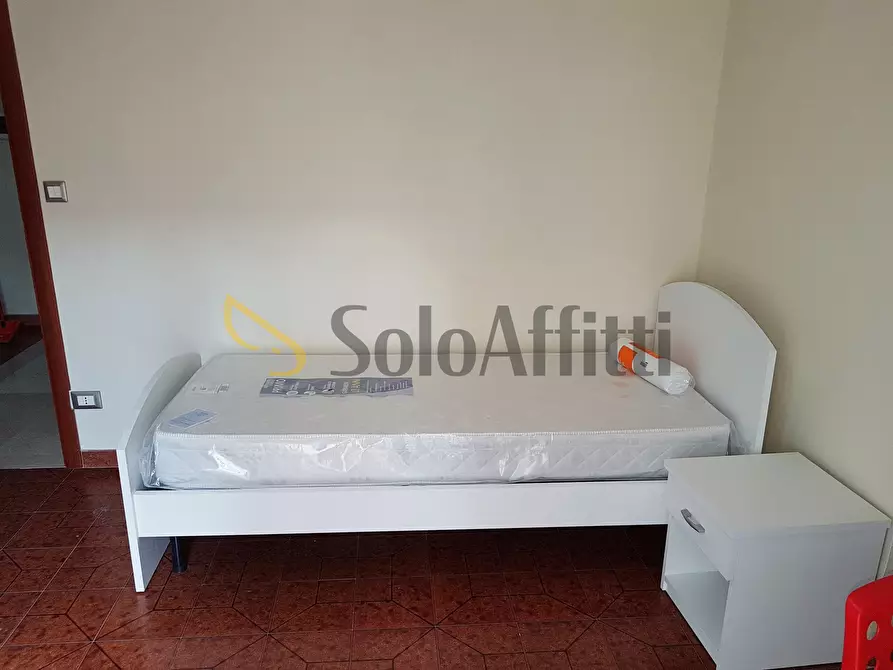 Immagine 8 di Pentalocale in affitto  a Catanzaro