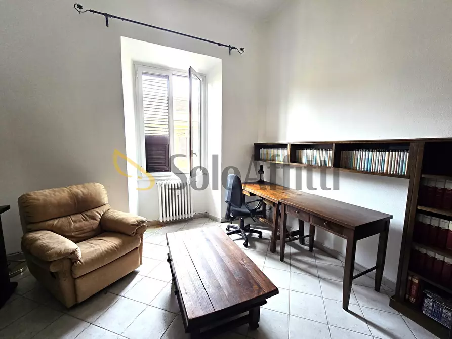 Immagine 6 di Trilocale in affitto  in Piazza di Santa Croce in Gerusalemme 1 a Roma