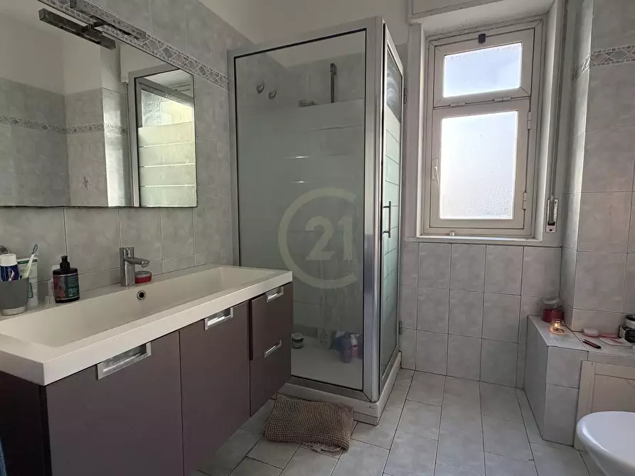 Immagine 8 di Appartamento in vendita  a Catania