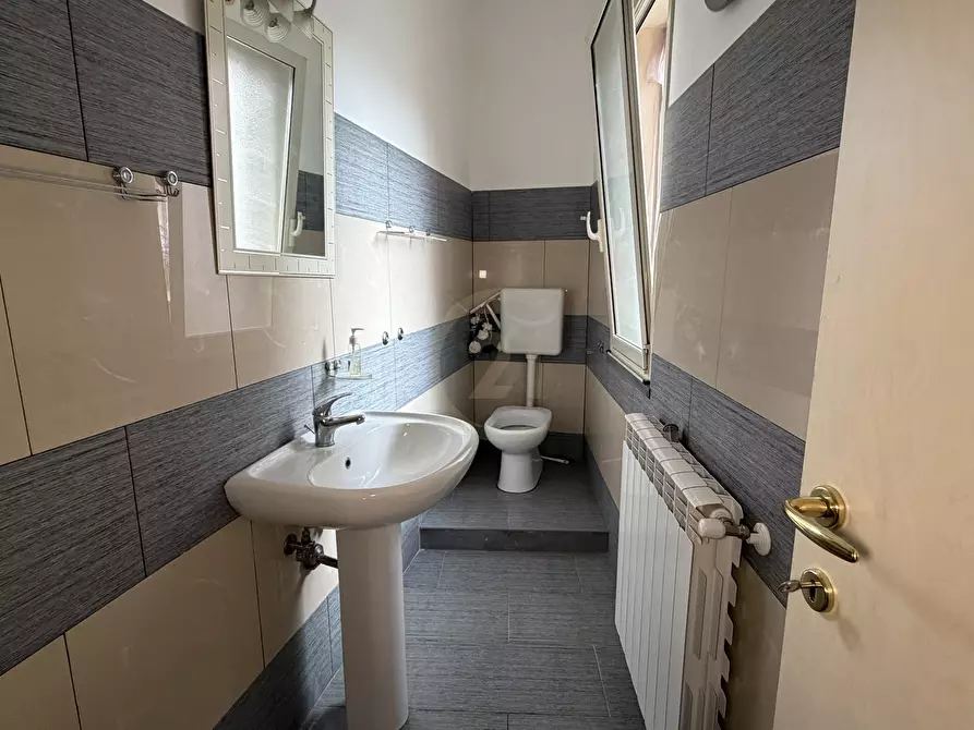 Immagine 9 di Casa semindipendente in vendita  a Belpasso