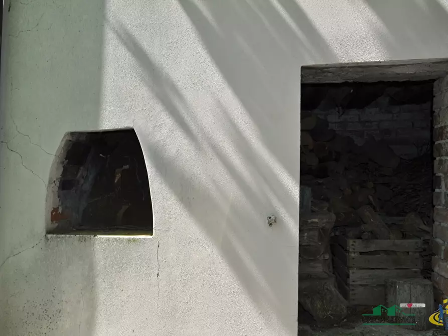 Immagine 27 di Porzione di casa in vendita  in Montesalso a Varano De' Melegari
