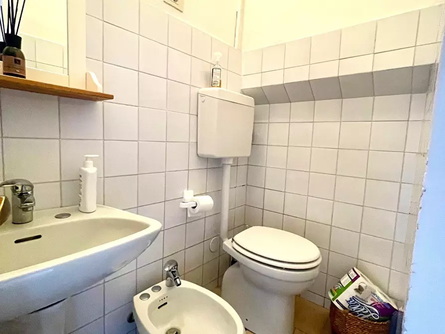 Immagine 11 di Stanza singola in affitto  in Strada Aurelio Saffi 12 a Parma